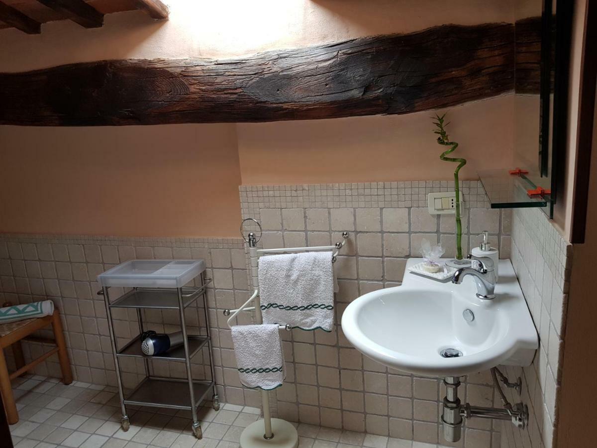 Appartamento Valle Verde Buti Exteriör bild