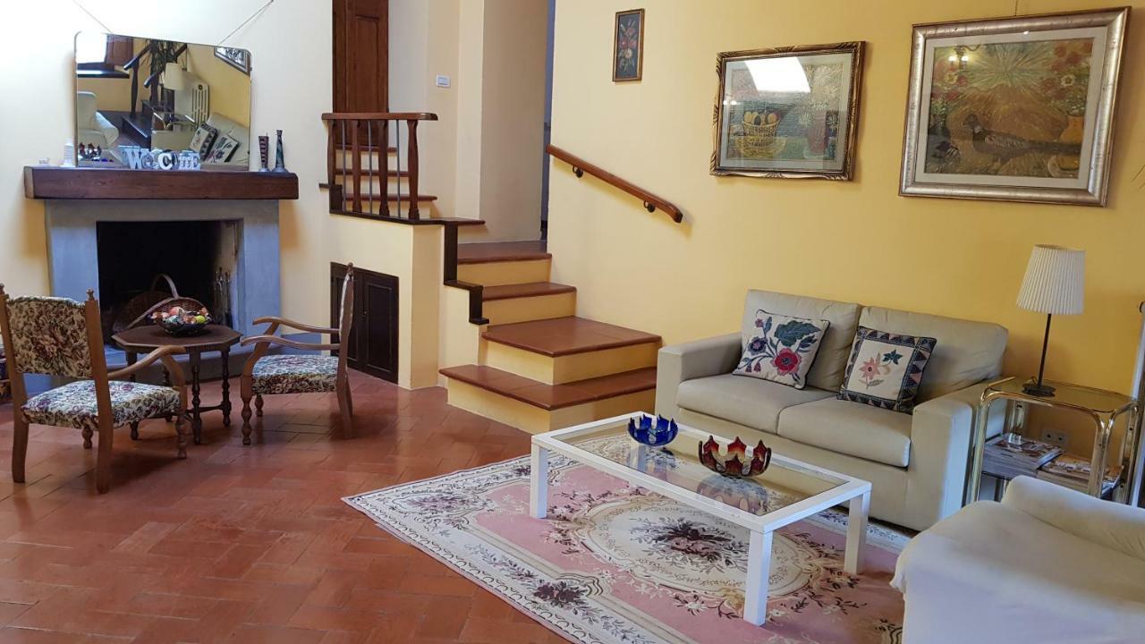 Appartamento Valle Verde Buti Exteriör bild