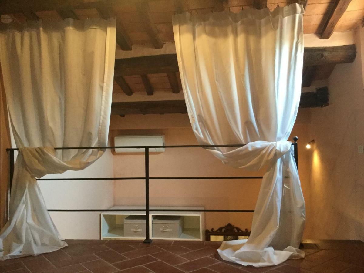 Appartamento Valle Verde Buti Exteriör bild